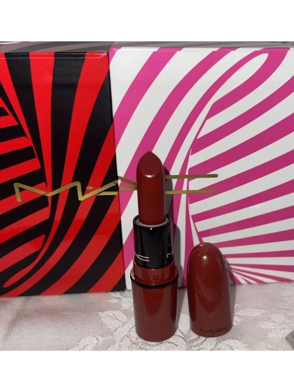 MAC Mini Lipstick Dubonnet Amplified A21 Classic Travel No Box